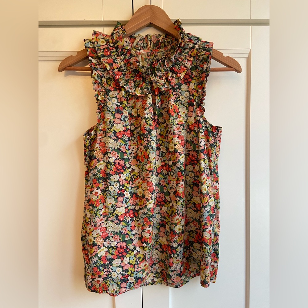 J.Crew xs cotton sleeveless floral blouse with frill neck